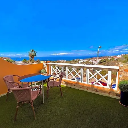 Precioso Oceans View Адехе